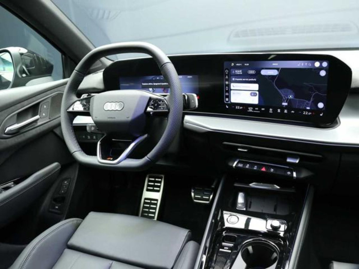 Audi Q3 Sportback 2.0 tfsi S line edition quattro 265cv s-tronic (8)