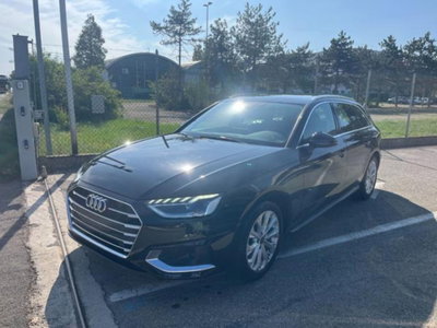 Audi A4 Avant 30 TDI/136 CV S tronic Business Advanced (2)