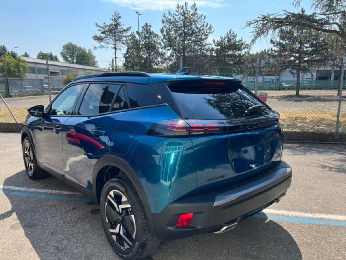 Peugeot 2008 1.2 hybrid Allure 145cv e-dcs6 (3)