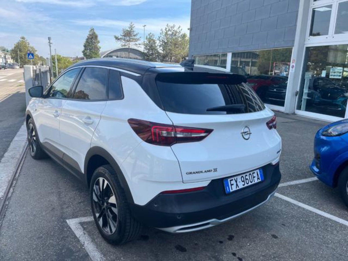Opel Grandland X 2.0 diesel Ecotec Start&Stop aut. Innovation (2)