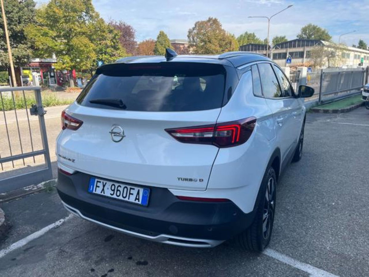 Opel Grandland X 2.0 diesel Ecotec Start&Stop aut. Innovation (4)
