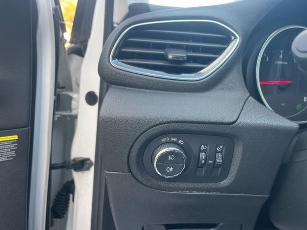 Opel Grandland X 2.0 diesel Ecotec Start&Stop aut. Innovation (6)