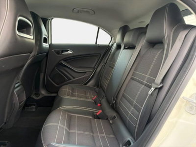 Mercedes-Benz Classe A 180 d Automatic Premium (13)