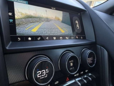Jaguar F-Type Cabrio 3.0 V6 Convertibile R-Dynamic (14)