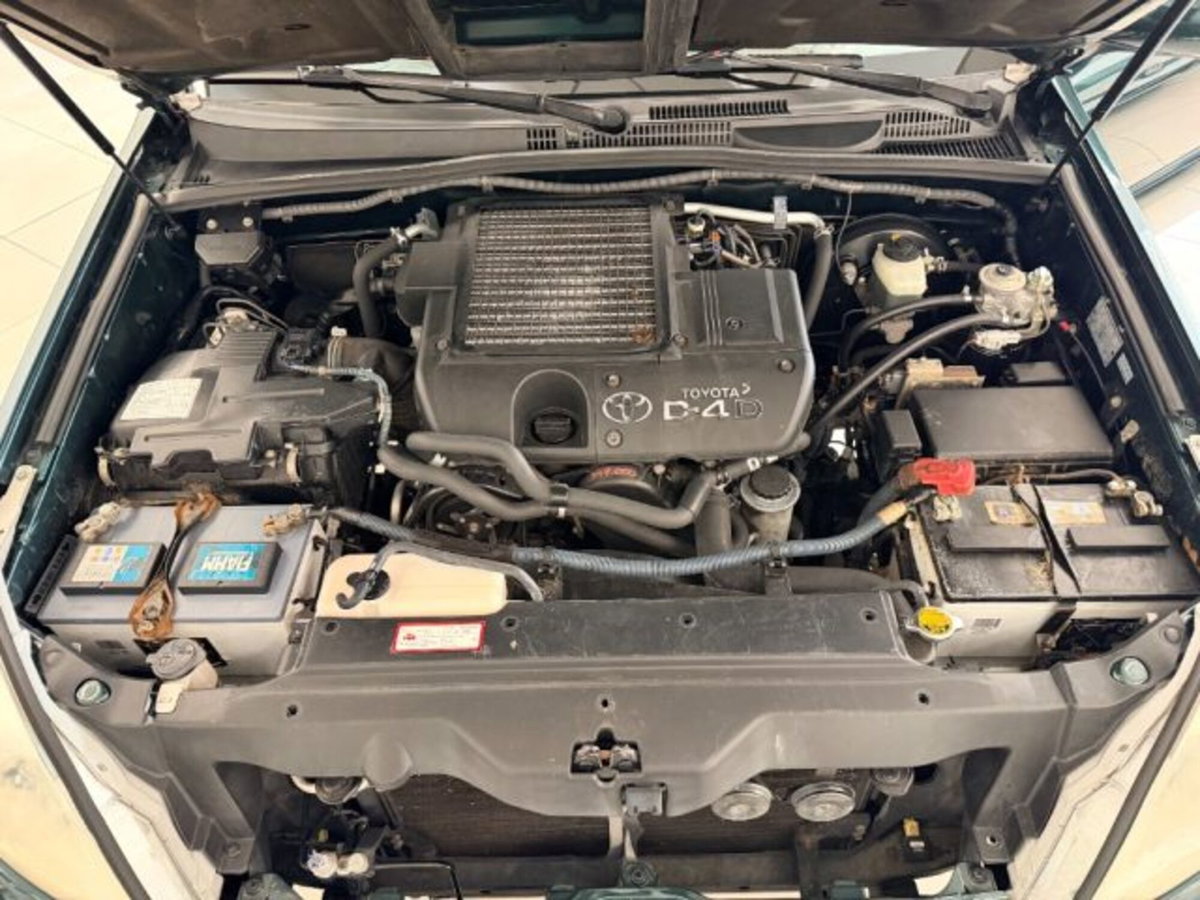 Toyota Land Cruiser D-4D 16V cat 5 porte Sol (14)