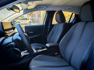Peugeot 208 PureTech 100 Stop&Start 5 porte Allure (8)