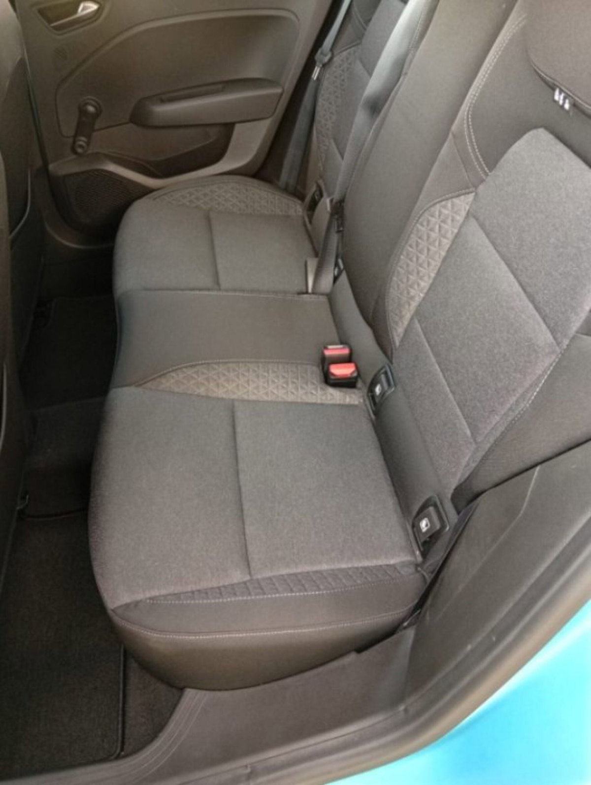 Renault Clio TCe 90 CV 5 porte Zen (10)
