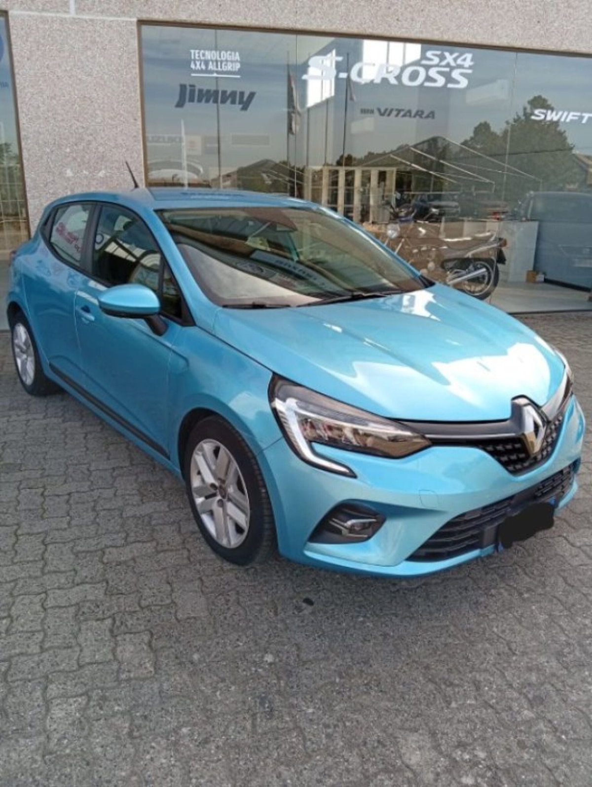Renault Clio TCe 90 CV 5 porte Zen (5)