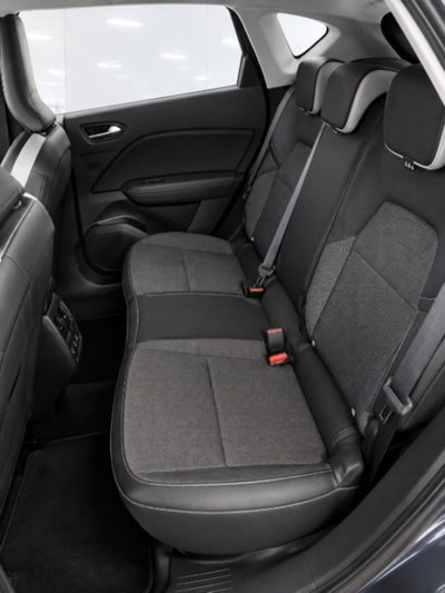 Renault Captur Full Hybrid E-Tech 145 CV Techno (17)