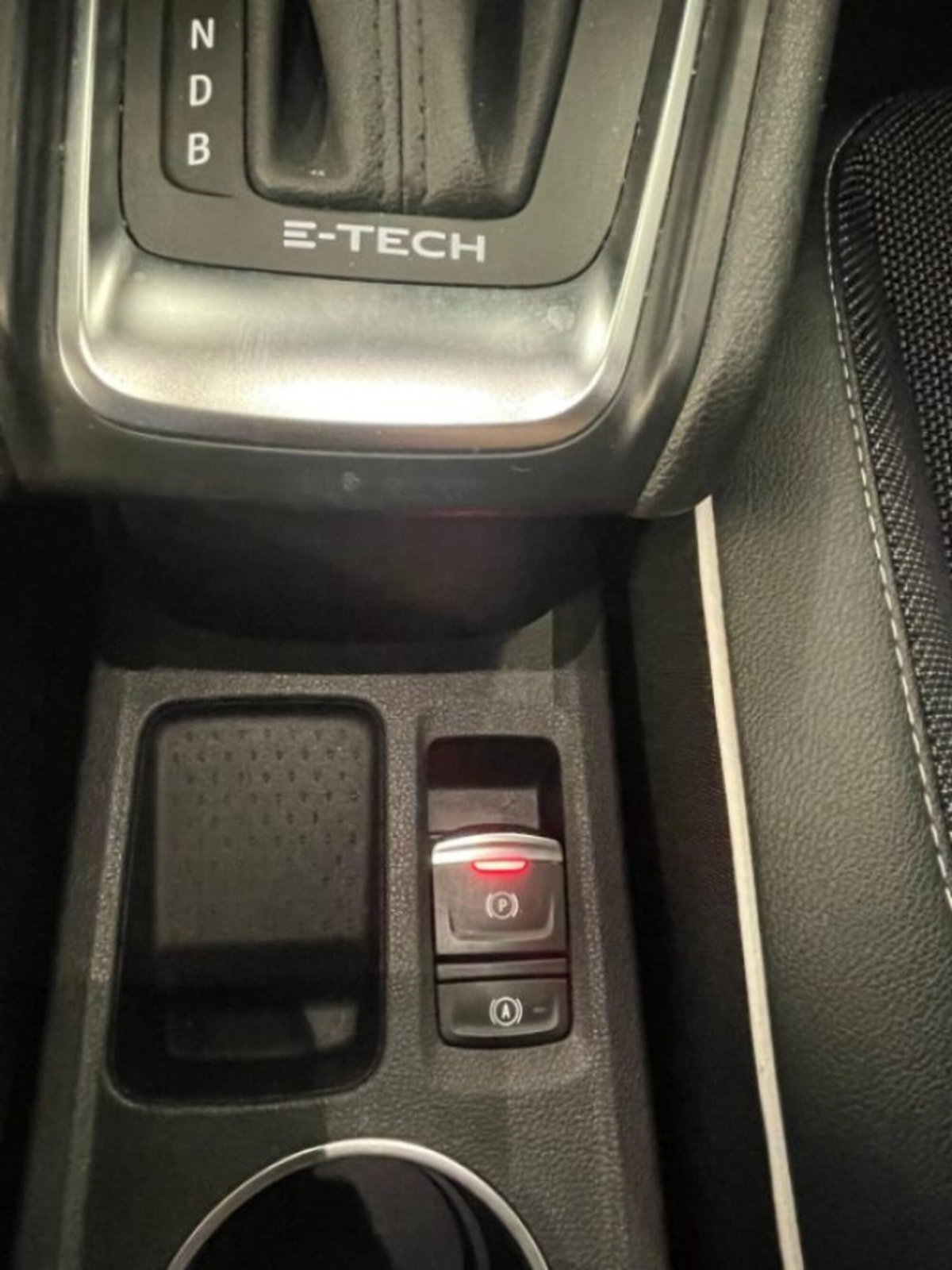 Renault Captur Full Hybrid E-Tech 145 CV Techno (20)