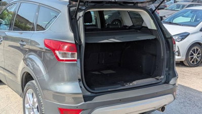 Ford Kuga 2.0 TDCI 150 CV S&S 4WD Powershift Titanium X (12)