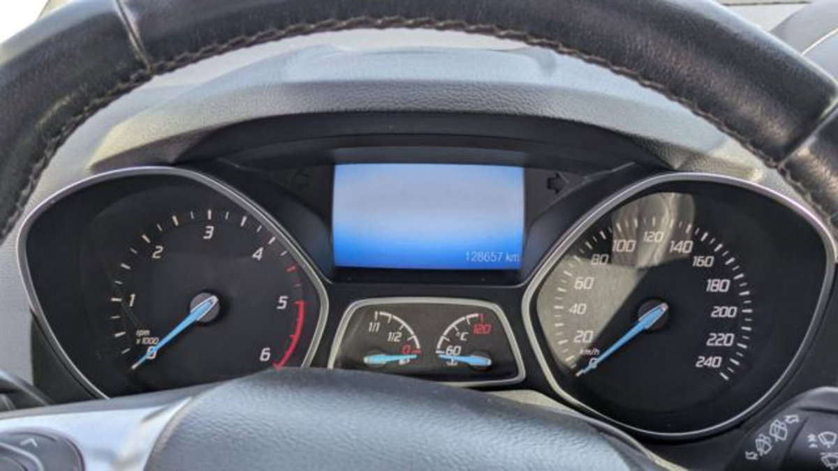 Ford Kuga 2.0 TDCI 150 CV S&S 4WD Powershift Titanium X (6)