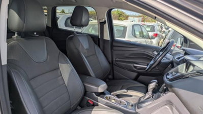 Ford Kuga 2.0 TDCI 150 CV S&S 4WD Powershift Titanium X (9)
