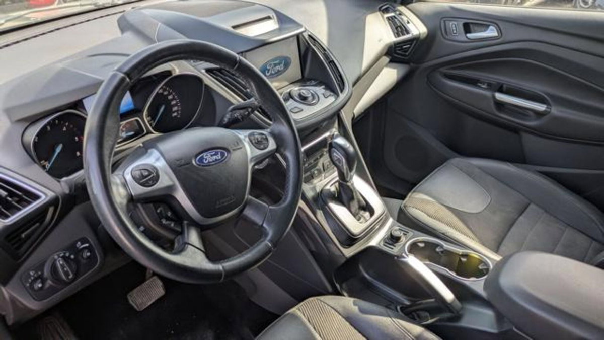 Ford Kuga 2.0 TDCI 150 CV S&S 4WD Powershift Titanium X (5)