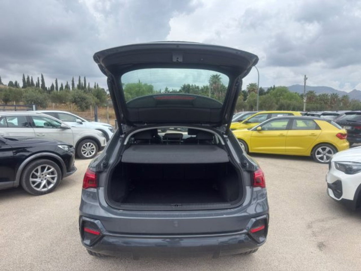 Audi Q3 Sportback 35 TDI quattro S tronic Business Plus (6)