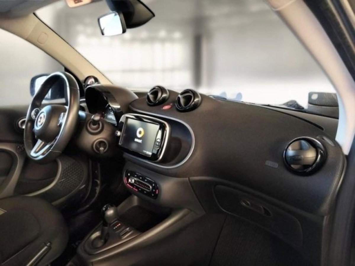 smart Fortwo EQ Passion Nightsky (6)