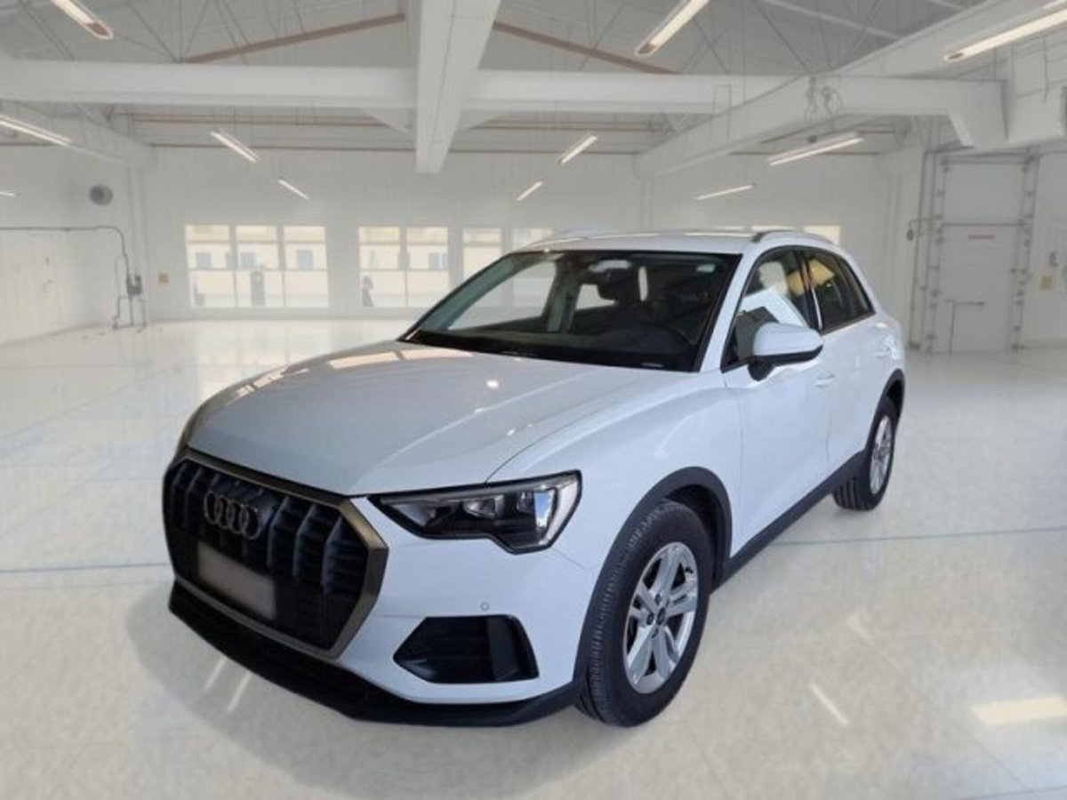 Audi Q3 35 TDI quattro S tronic Business