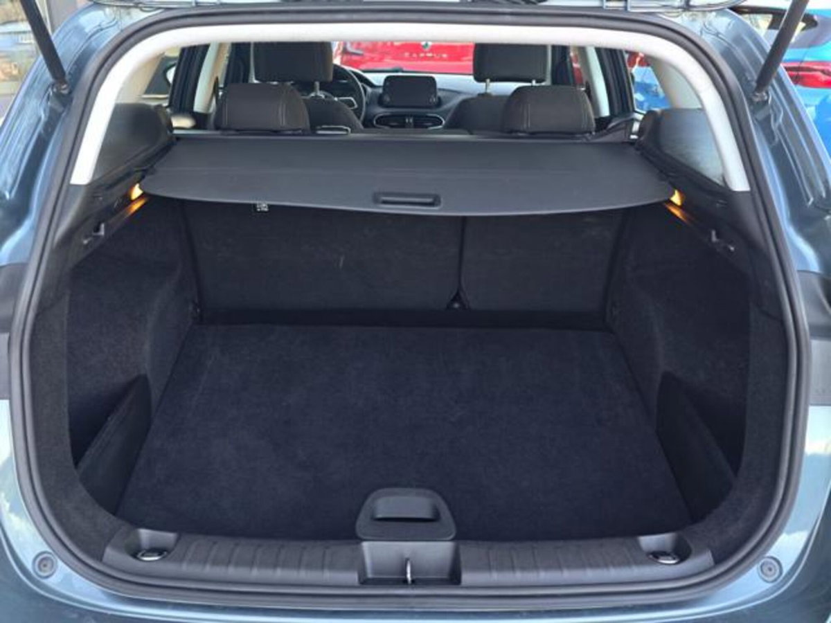 Fiat Tipo Station Wagon Tipo SW 1.0 t3 Cross 100cv (15)