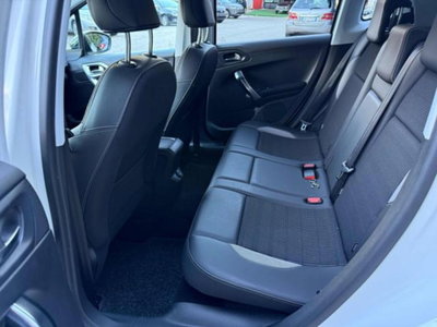 Peugeot 2008 100 S&S Allure (16)