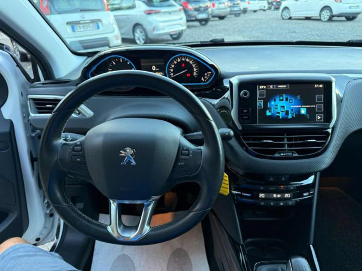 Peugeot 2008 100 S&S Allure (4)