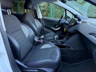 Peugeot 2008 100 S&S Allure (7)