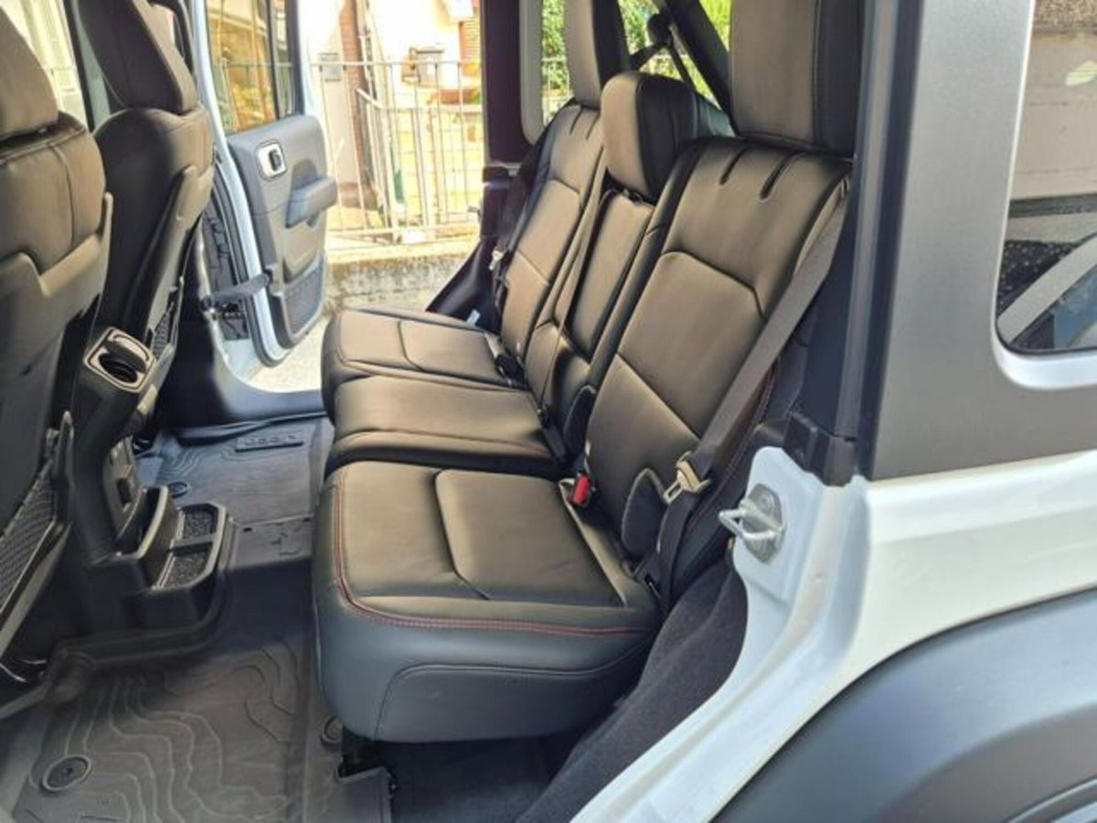 Jeep Wrangler Unlimited 2.0 Turbo Rubicon (11)