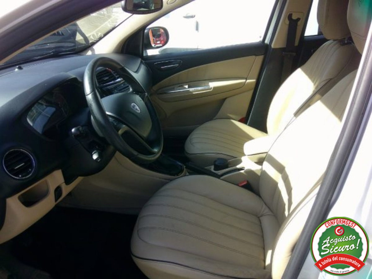 Lancia Delta 1.4 T-Jet 120 CV Gold Ecochic GPL (9)