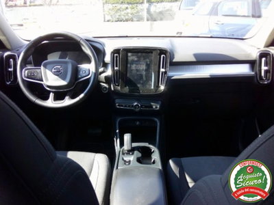 Volvo XC40 T2 Geartronic Momentum (15)