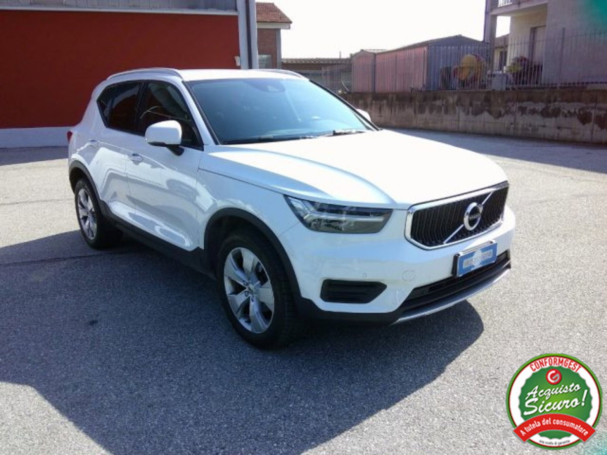 Volvo XC40 T2 Geartronic Momentum (7)