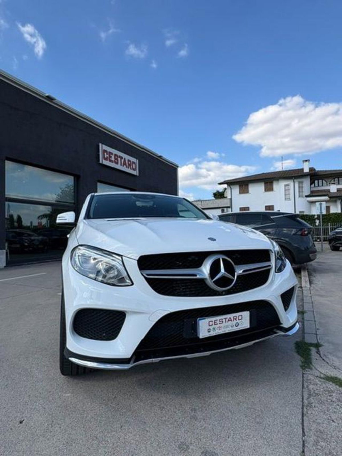 Mercedes-Benz GLE Coupé 350 d 4Matic Coupé Premium (2)