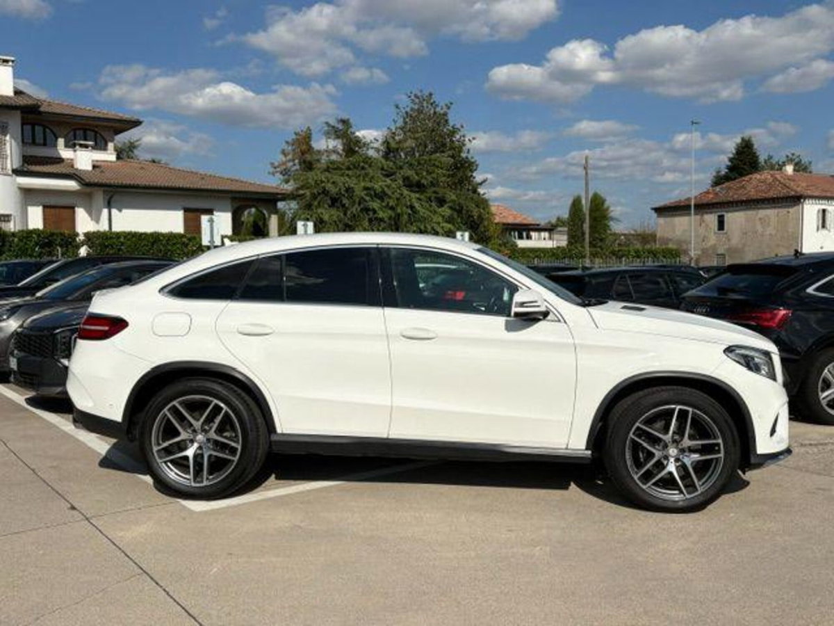 Mercedes-Benz GLE Coupé 350 d 4Matic Coupé Premium (3)