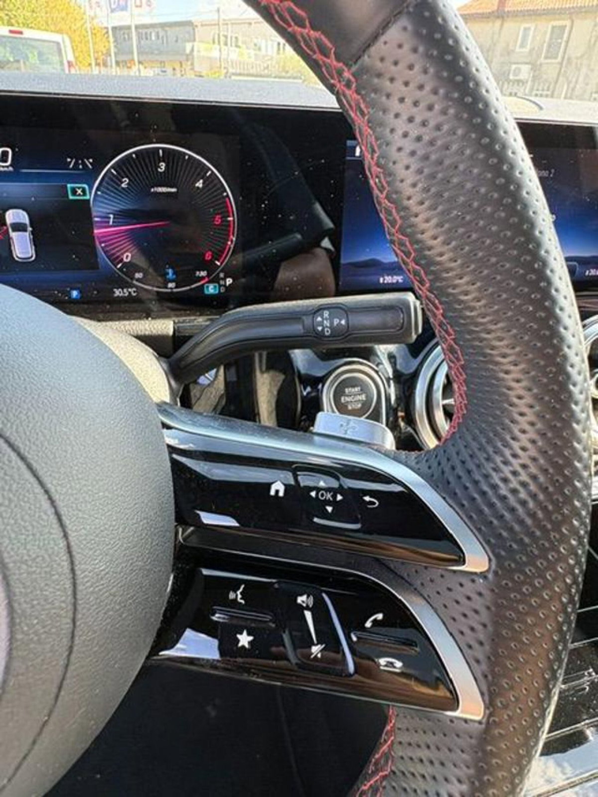 Mercedes-Benz GLA SUV 200 d Advanced 4matic auto (13)