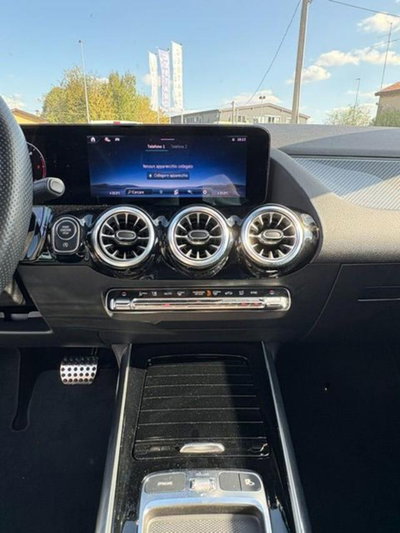 Mercedes-Benz GLA SUV 200 d Advanced 4matic auto (14)