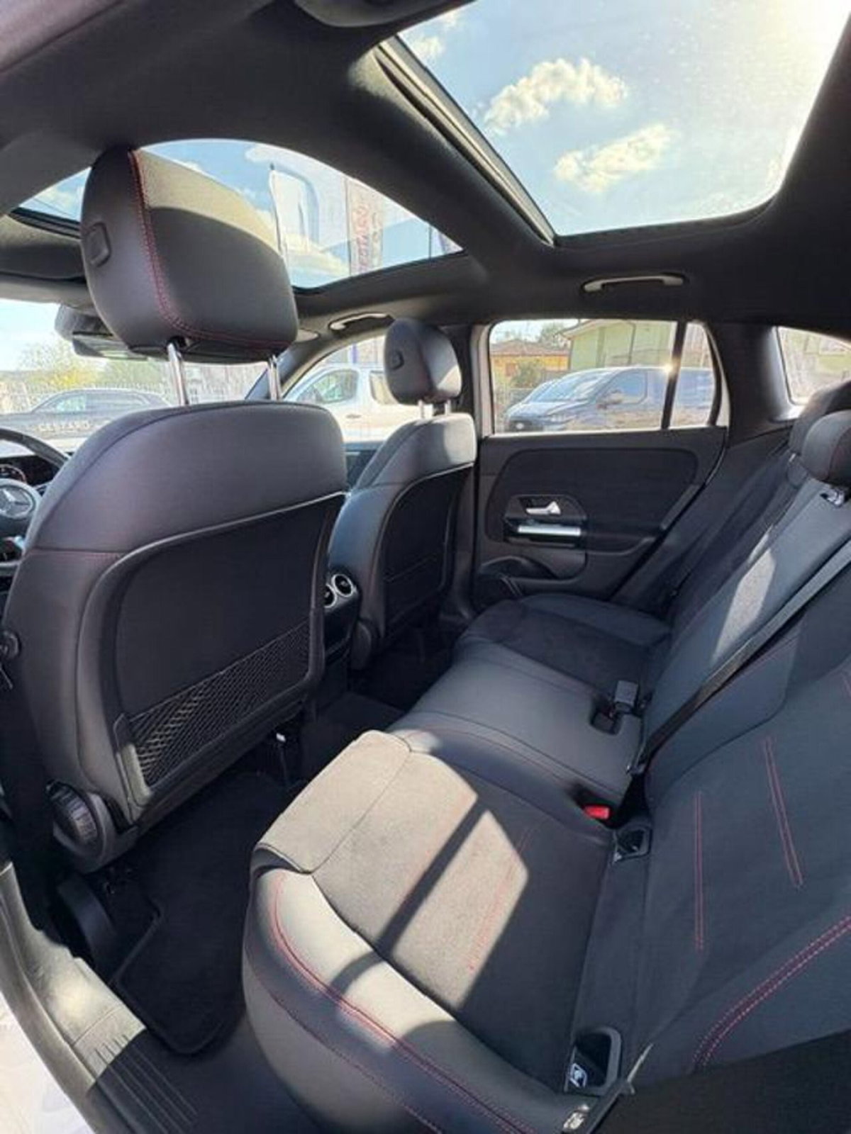 Mercedes-Benz GLA SUV 200 d Advanced 4matic auto (18)