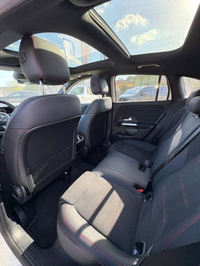 Mercedes-Benz GLA SUV 200 d Advanced 4matic auto (18)