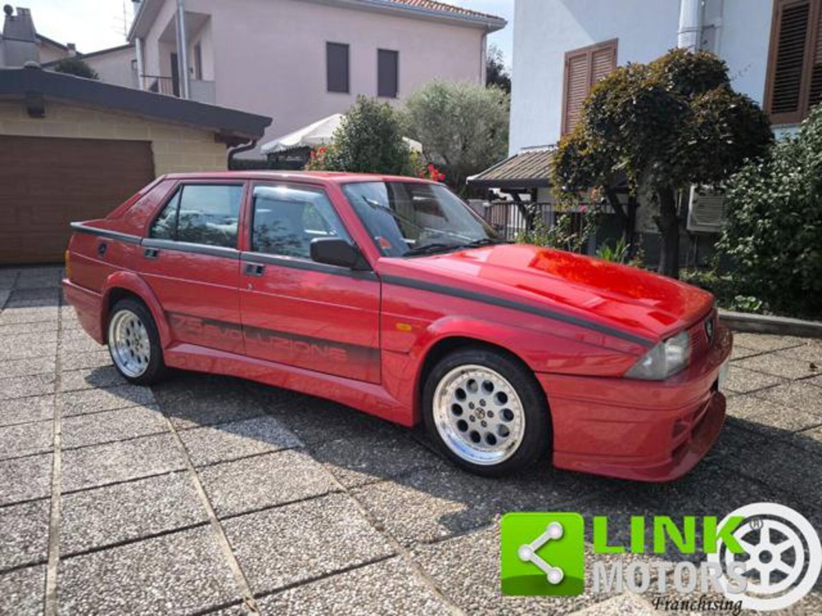 Alfa Romeo 75 1.8i turbo Evoluzione (2)