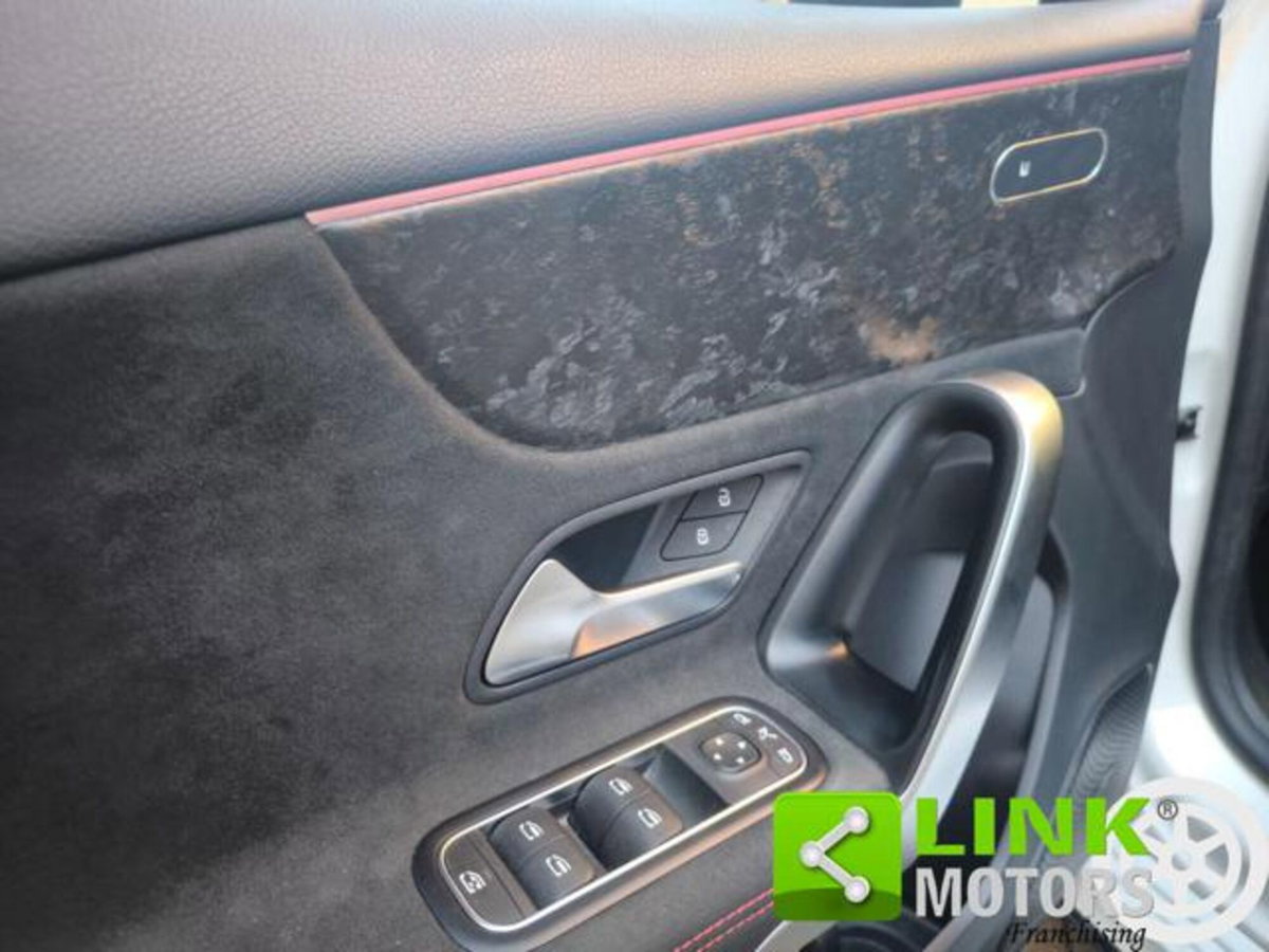 Mercedes-Benz Classe A Sedan AMG 35 AMG Line Premium 4matic auto (16)