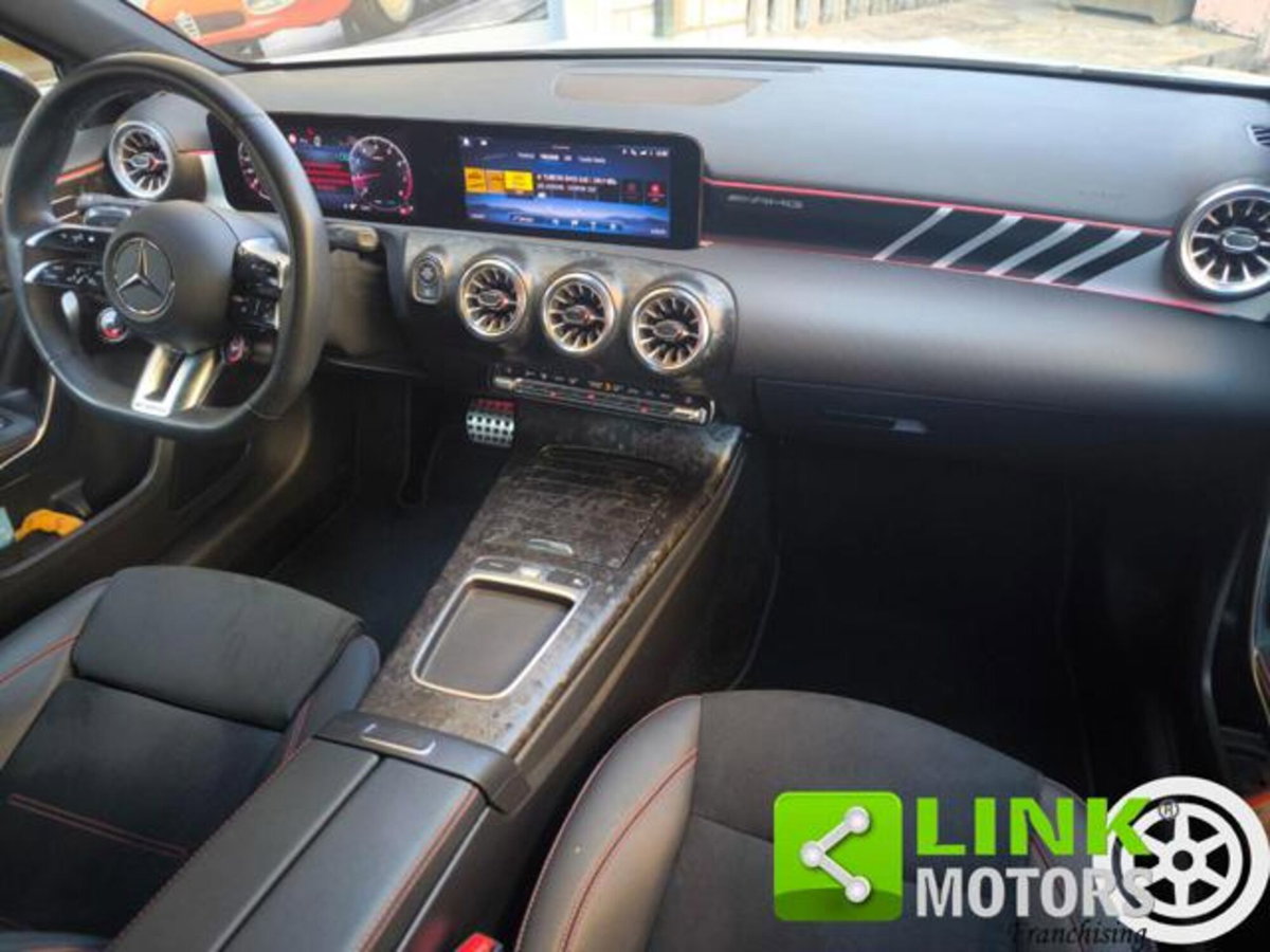 Mercedes-Benz Classe A Sedan AMG 35 AMG Line Premium 4matic auto (6)