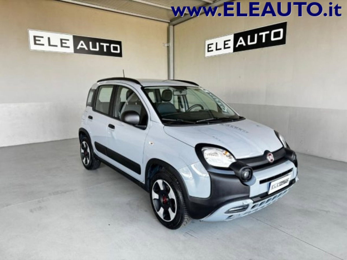 Fiat Panda Cross 1.0 firefly hybrid Cross s&s 70cv 5p.ti