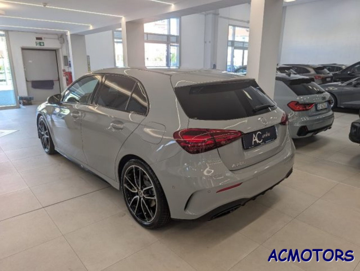 Mercedes-Benz Classe A Sedan 200 AMG Line Premium Plus auto (5)