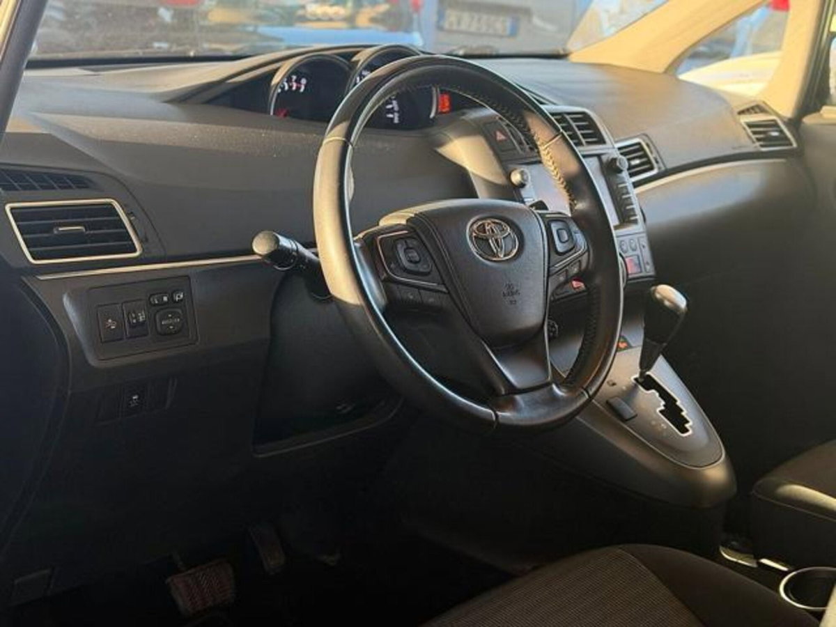 Toyota Verso 1.8 CVT Active (15)