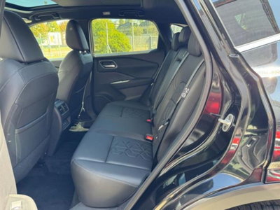 Nissan Qashqai 1.3 mhev Tekna 2wd 158cv (9)