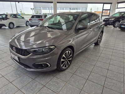 Fiat Tipo Tipo 1.6 Mjt 4 porte Lounge usata