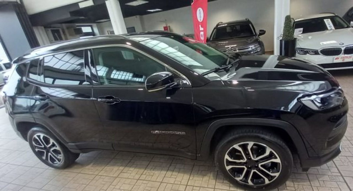 Jeep Compass 1.6 Multijet II 2WD Limited (2)