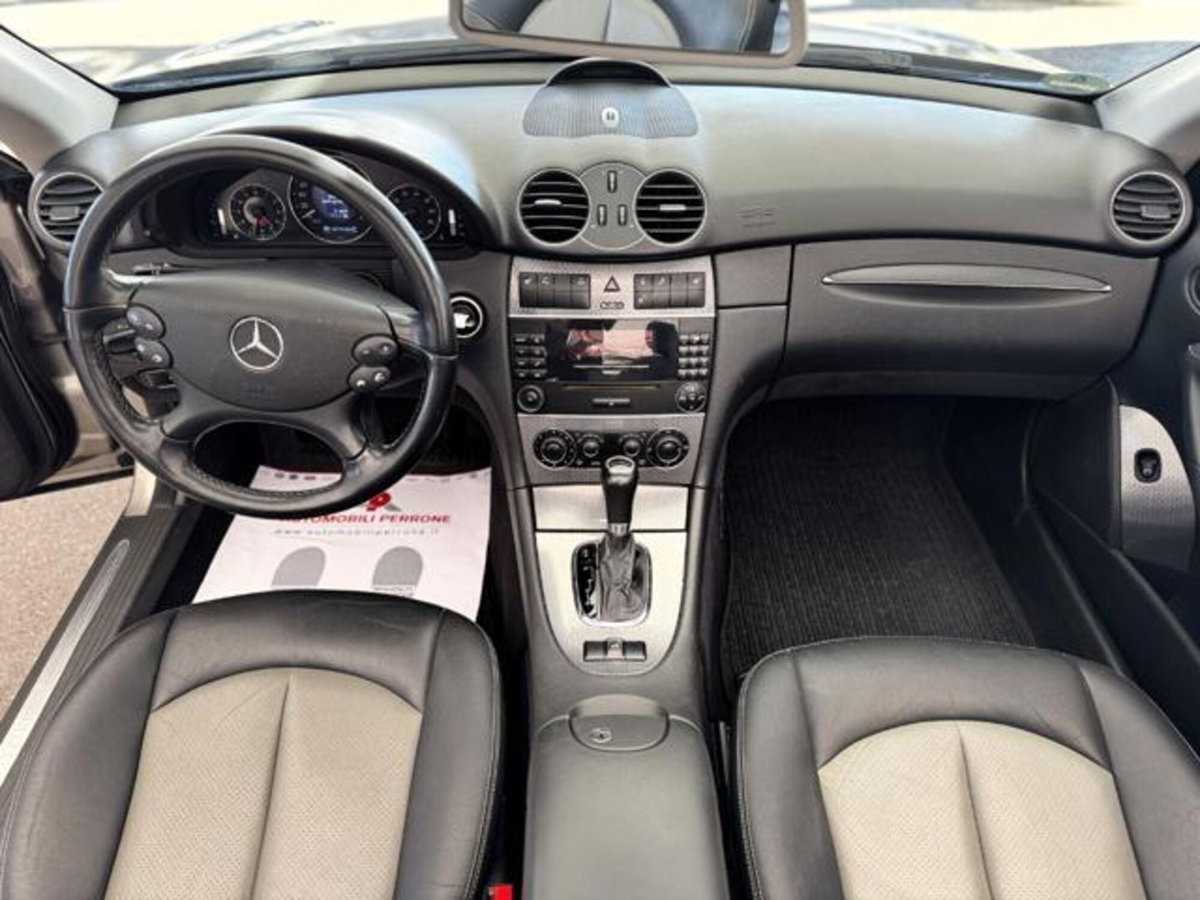 Mercedes-Benz CLK 200 Kompressor cat Cabrio Avantgarde Evo (8)