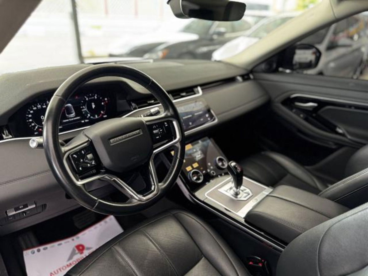 Land Rover Range Rover Evoque 2.0D I4 163CV AWD Auto R-Dynamic SE (5)