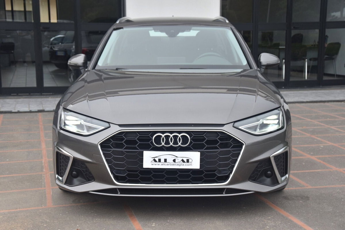 Audi A4 Avant 35 TDI/163 CV S tronic S line edition (2)