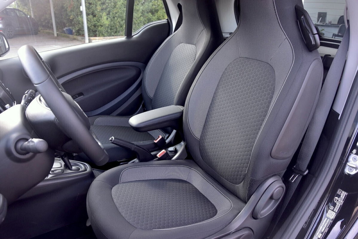 smart Fortwo EQ Passion Nightsky (8)