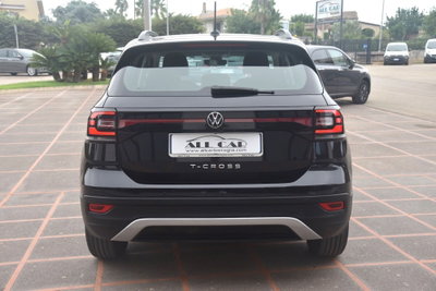 Volkswagen T-Cross 1.0 TSI 110 CV DSG Style (6)