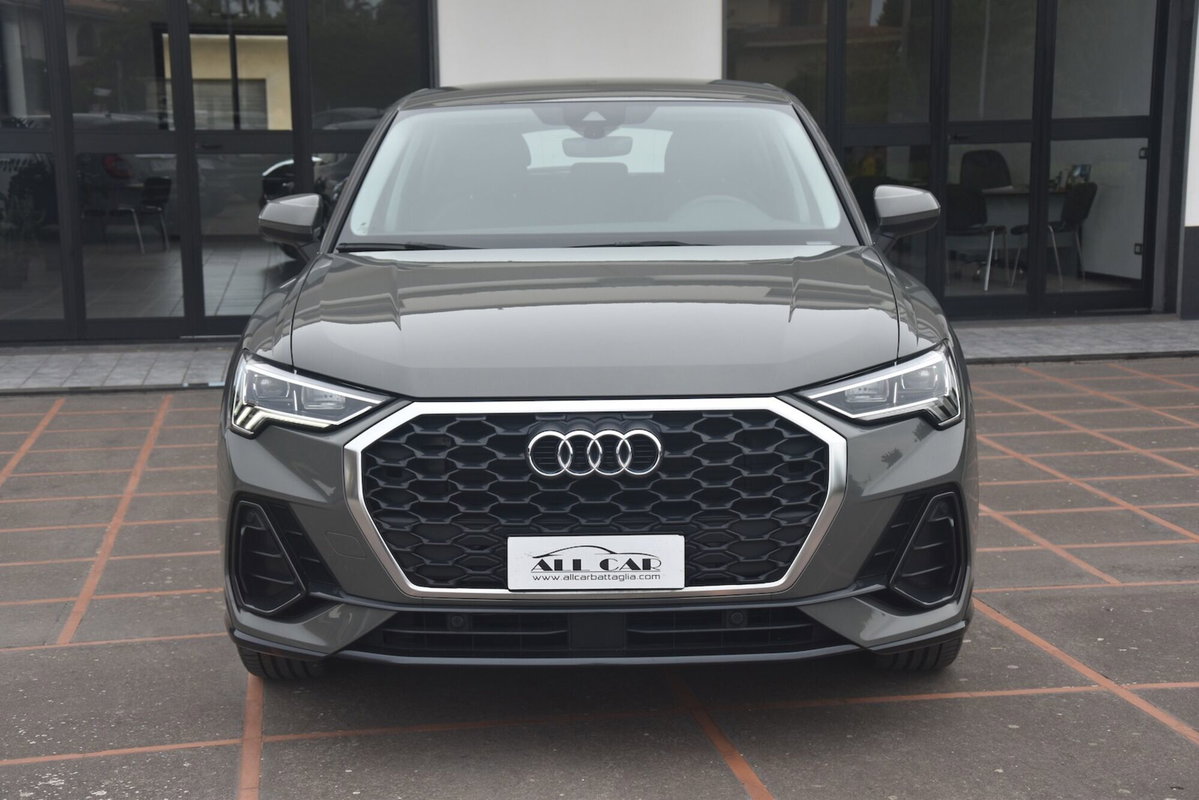 Audi Q3 Sportback 35 TDI quattro S tronic Business Plus (2)